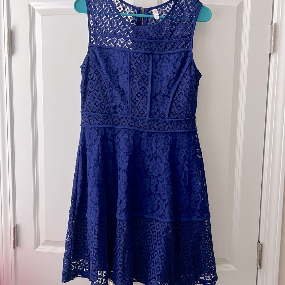 Lace dress